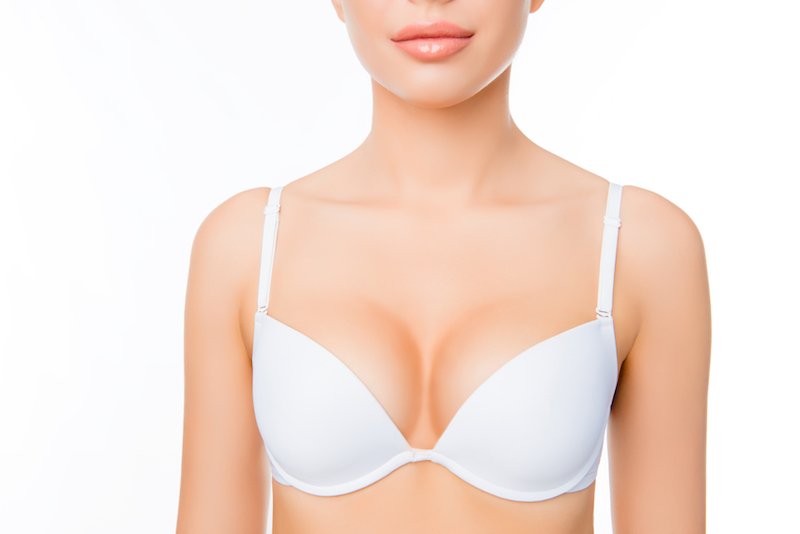 Breast reconstruction by large dorsal